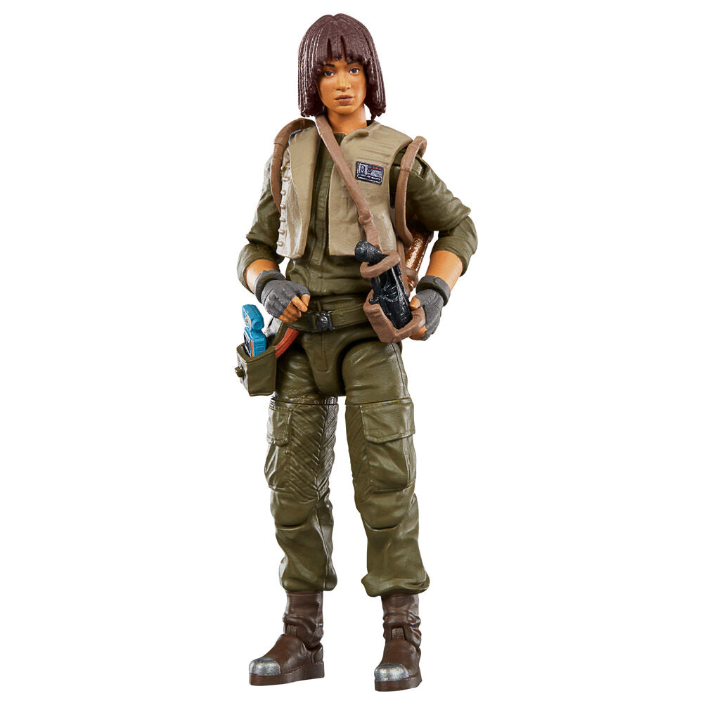 Zoom sur les mains articulées de la figurine Osha Aniseya pour une meilleure prise