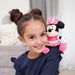Vue arrière de la peluche Minnie Disney 12cm mettant en avant la qualité du tissu et les finitions