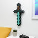 Lampe épée Minecraft suspendue au mur avec éclairage en mode doux, décor chambre enfant