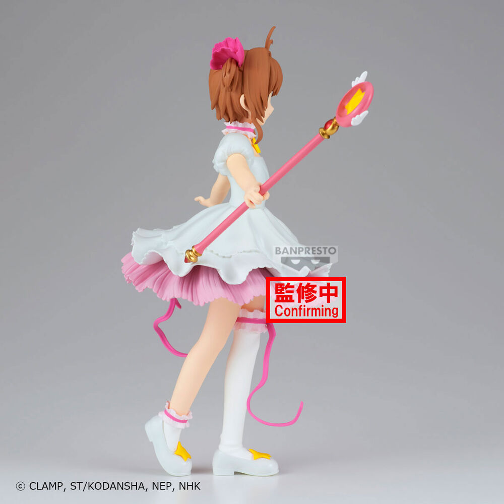 Profil latéral de la figurine Sakura Card BANPRESTO montrant les traits fins
