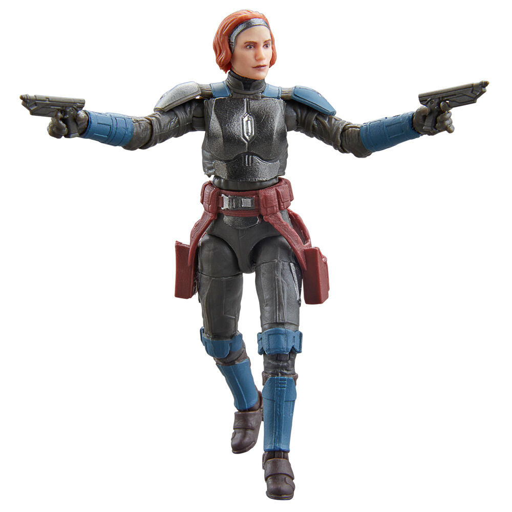 Figurine Bo-Katan Kryze tenant un blaster dans chaque main, prêt au combat