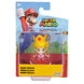 Figurine Super Mario Bros tenant un accessoire emblématique du jeu