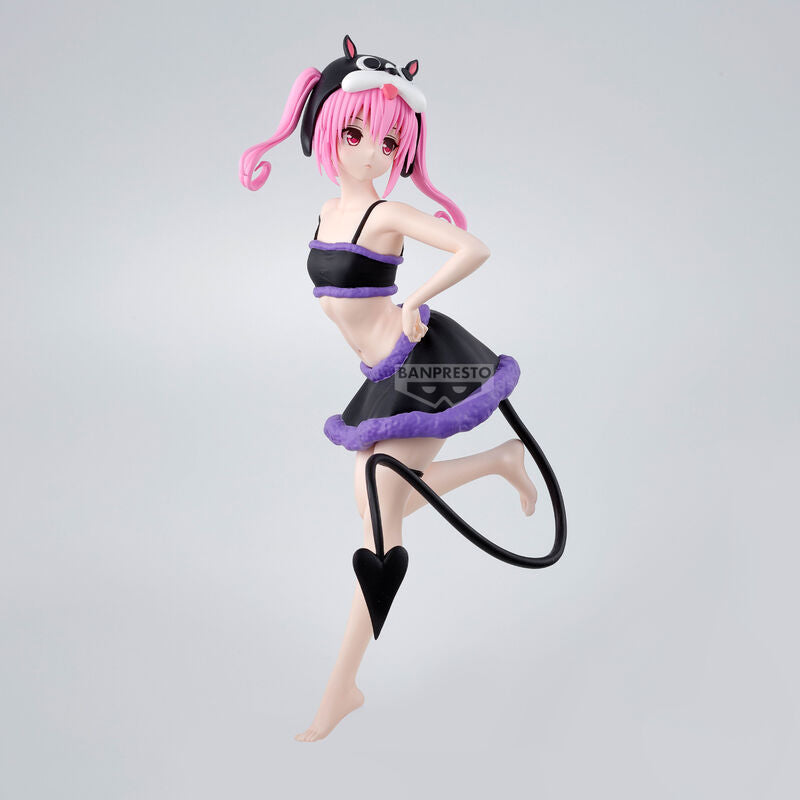 Photo d'ensemble de la figurine Nana Astar Deviluke sur son socle BANPRESTO officiel