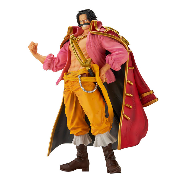 Vue latérale de la figurine Gol D Roger Ichibansho 21cm montrant la posture dynamique et les finitions soignées