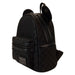 Détail des bretelles réglables du sac à dos Loungefly Mickey Ear Evergreen en simili cuir vert