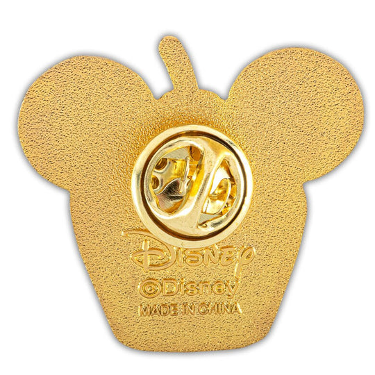 Image rapprochée du pin's Disney Loungefly montrant la finition émaillée brillante