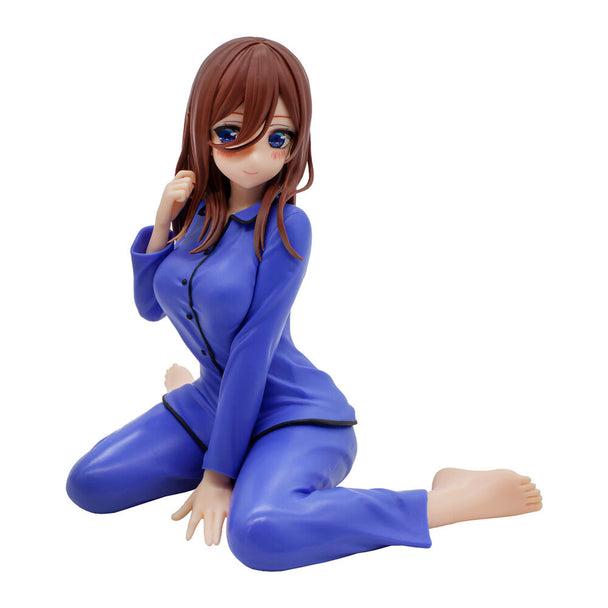 Figurine Miku Nakano Relax Time 12cm vue de face avec détails soignés