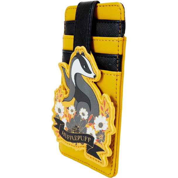 Porte-cartes Loungefly Harry Potter Hufflepuff vu de face avec logo emblématique jaune et noir