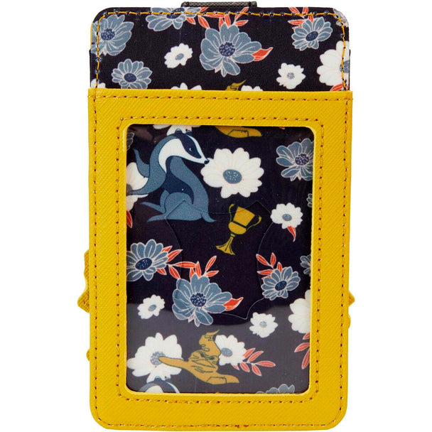 Détail du porte-cartes Hufflepuff Loungefly montrant la texture et les finitions soignées