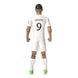 Détail du visage réaliste de la figurine Mbappé Real Madrid 20cm