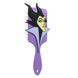 Brosse à cheveux Disney Villains Maléfique utilisée sur cheveux mouillés d'un enfant