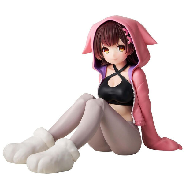 Figurine Hololive Robocosan Relax de 12cm par BANPRESTO, vue de face avec détails précis et couleurs vives.