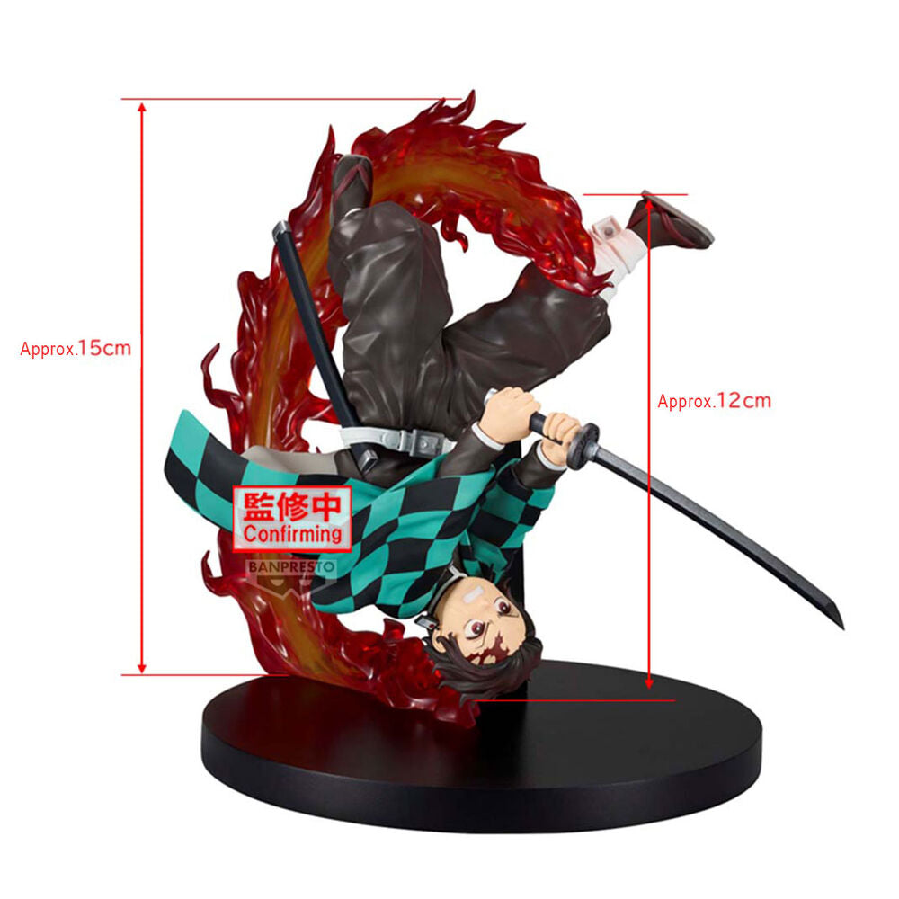 Figurine Tanjiro Kamado 15cm Demon Slayer Vibration Stars vue de face avec détails précis et couleurs vives