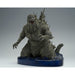 Zoom sur la tête de la figurine Godzilla 2023 avec expression féroce et yeux détaillés