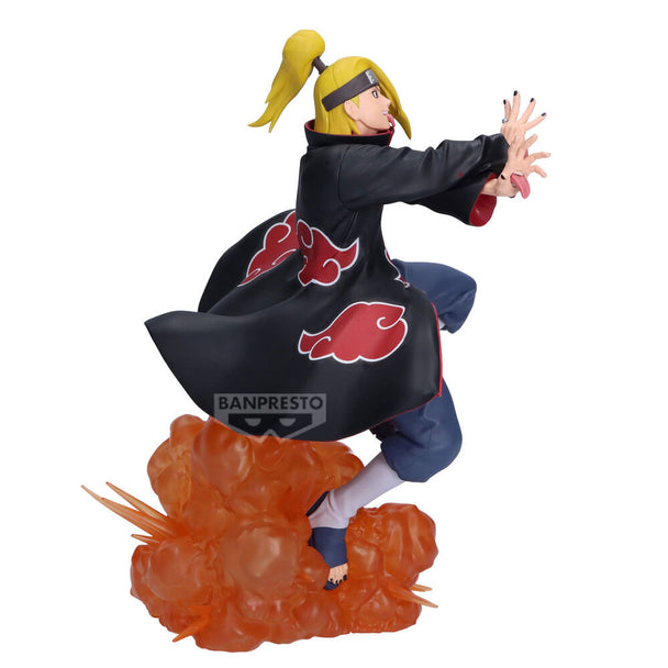 Profil gauche de la figurine Deidara BANPRESTO montrant la posture et les accessoires du personnage