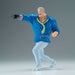 Gros plan sur le visage expressif de la figurine Monkey D Garp One Piece