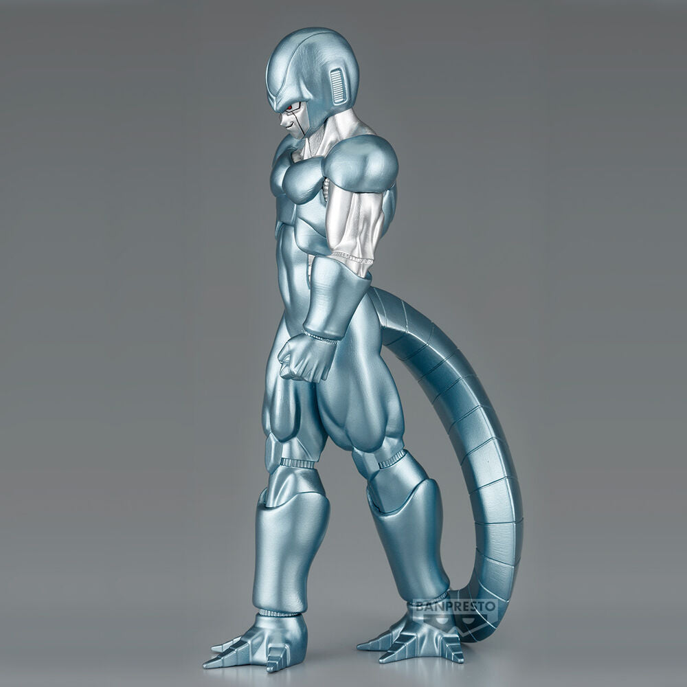 Vue latérale de la figurine Cooler en métal mettant en valeur la posture dynamique et les couleurs vives