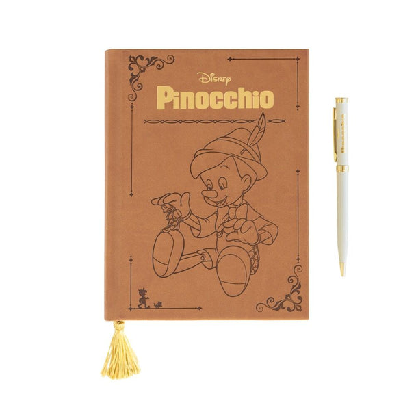 Cahier Disney Pinocchio format A5 avec couverture rigide et illustration colorée