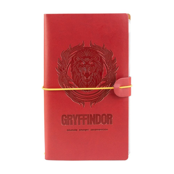 Carnet de voyage Harry Potter Gryffindor avec couverture souple en simili cuir vue de face