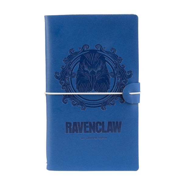 Vue de face du carnet de voyage Harry Potter Ravenclaw avec couverture en simili cuir bleu
