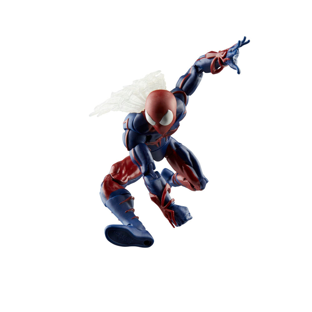 Zoom sur les détails du costume de la figurine Spider-Man Hasbro 15cm