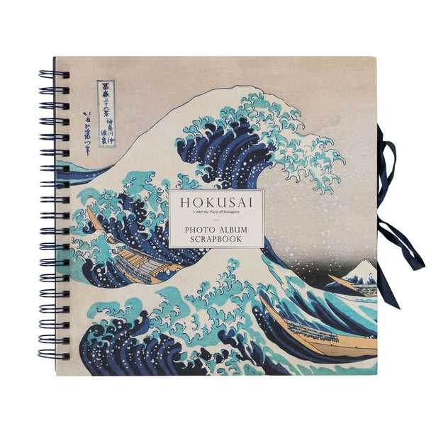 Couverture de l'album photo scrapbook avec illustration La Grande Vague de Kanagawa par Hokusai