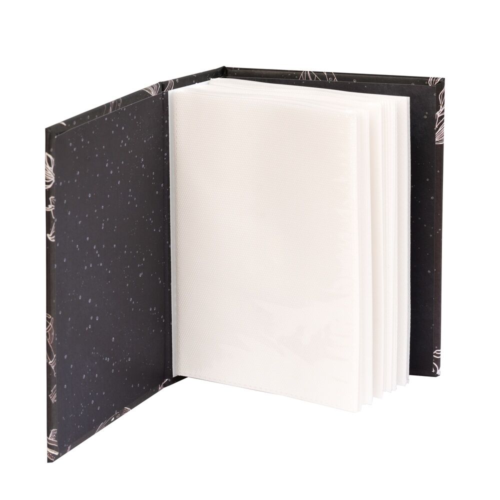 Pages intérieures de l'album montrant l'espace pour 100 photos 10x15cm