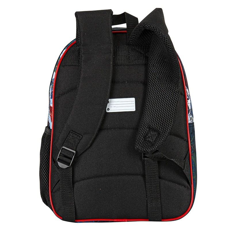 Poignée de transport supérieure et porte-carte d'identité intégrés sur le sac à dos