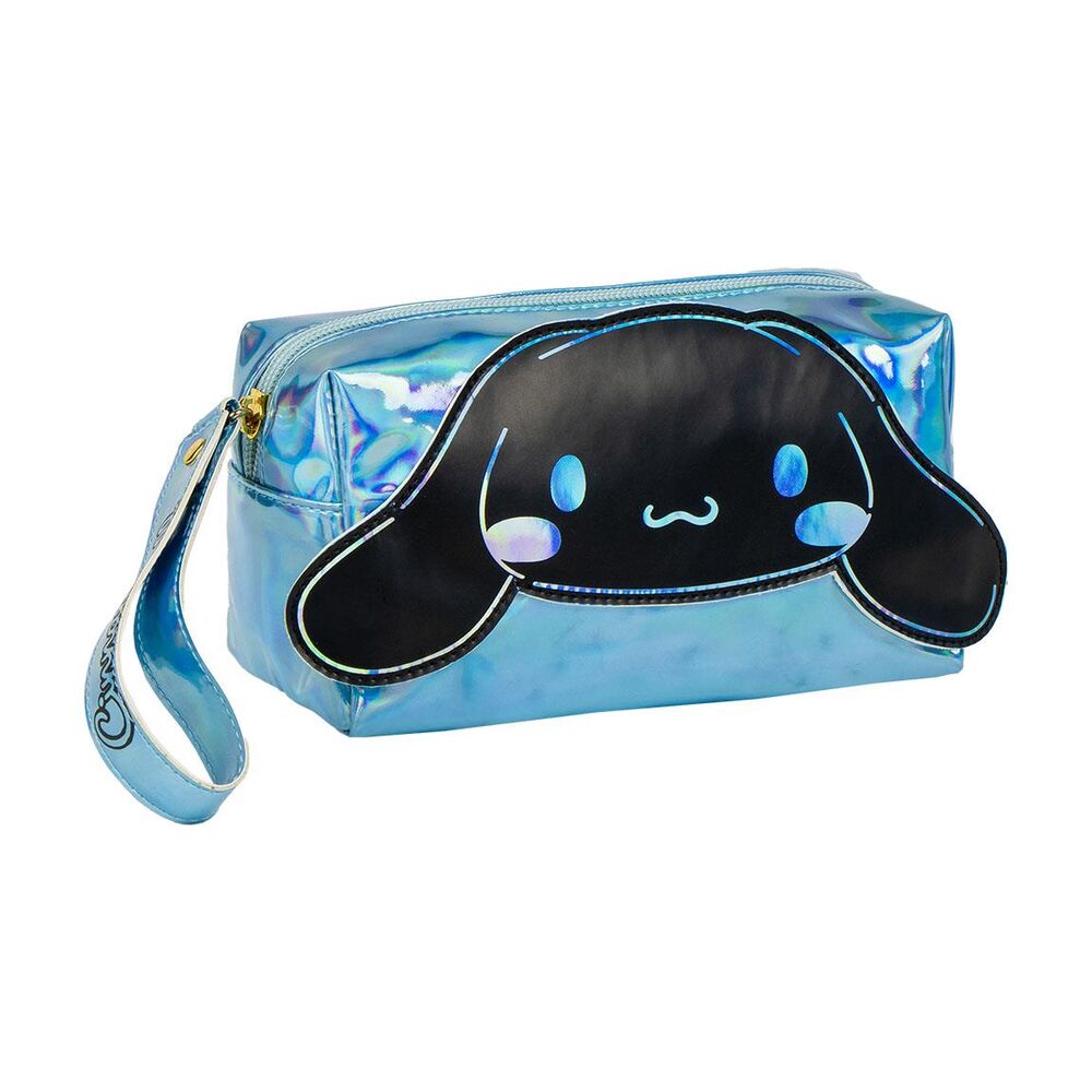 Trousse de voyage CERDÁ Hello Kitty & Cinnamoroll vue de face avec fermeture éclaire