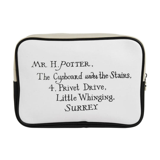 Intérieur du vanity case avec plusieurs compartiments pour organiser vos accessoires de voyage