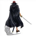 Présentation complète de la figurine Shanks One Piece sur socle avec éclairage studio