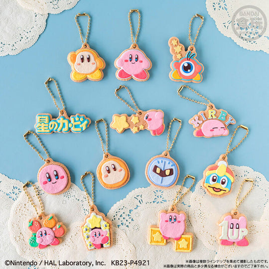 Packaging officiel BANDAI du porte-clés Kirby Cookie Surprise 5cm
