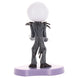 Profil gauche du Cable Guy Jack Skellington montrant la tenue noire et blanche.