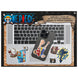 Vue détaillée des stickers One Piece montrant les personnages principaux sur un support 30x22cm