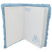 Vue rapprochée du carnet Bluey A5 en peluche montrant la texture moelleuse et les détails colorés