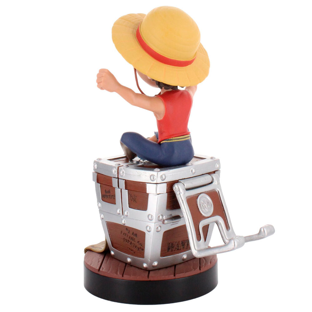 Support Luffy en utilisation avec plusieurs manettes et smartphone sur bureau de gamer