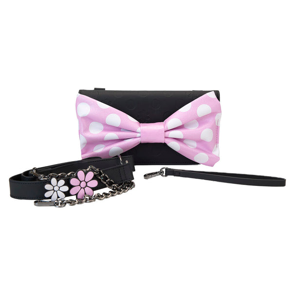 Vue de côté du sac Loungefly Disney Minnie montrant la bandoulière ajustable en cuir vegan