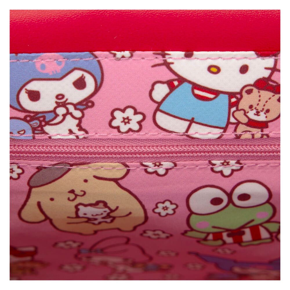 Présentation du sac Loungefly Hello Kitty porté en bandoulière, style casual et tendance