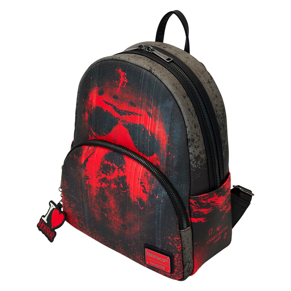 Zoom sur la fermeture éclair robuste et les coutures du sac à dos Loungefly Friday 13th