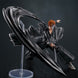 Vue rapprochée de l'épée Tenchain Zangetsu tenue par la figurine articulée Ichigo Kurosaki