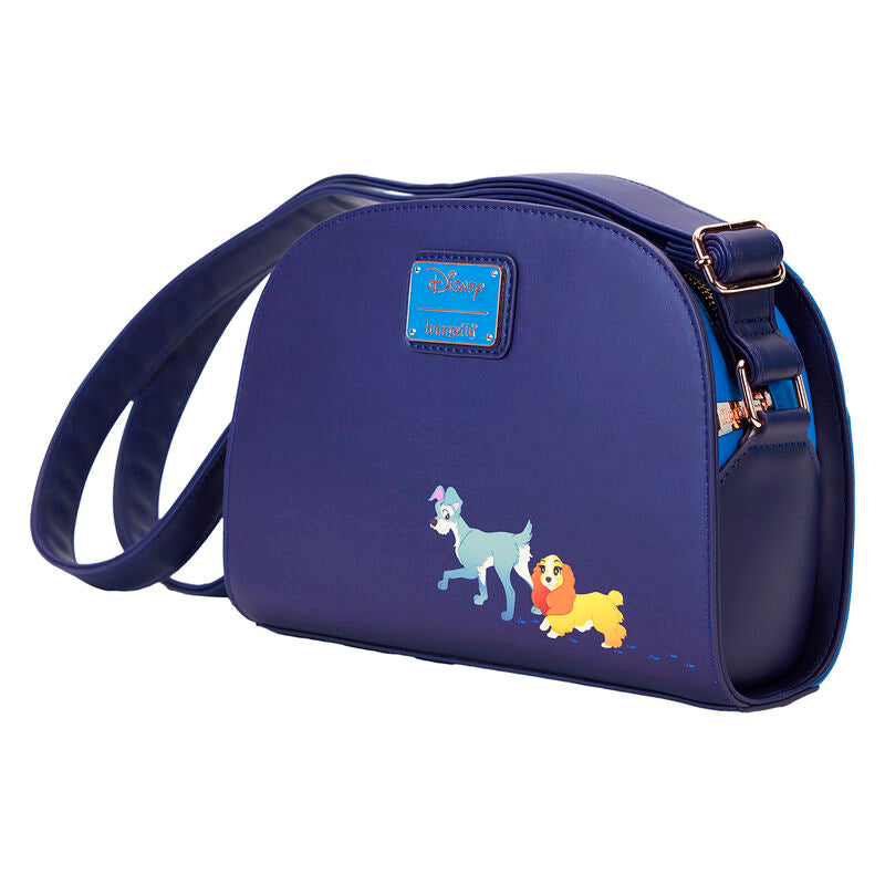 Vue latérale montrant les dimensions compactes et la texture du cuir vegan du sac Loungefly