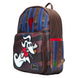 Zoom sur la poche avant zippée du sac à dos Loungefly Disney Zero avec détails embossés
