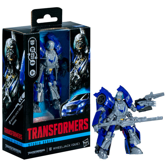 Transformation de la figurine Wheeljack en voiture Mercedes Benz E550 brillante.