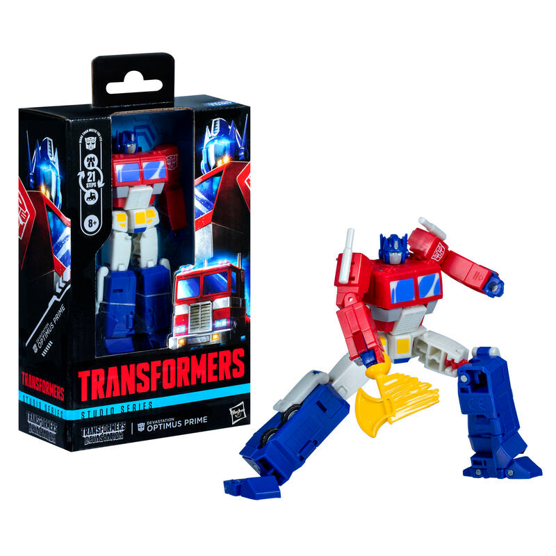 Optimus Prime en mode camion rouge et bleu prêt à l'action dans la série Studio Series
