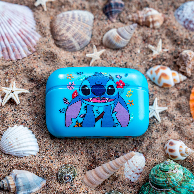 Casque Disney Stitch en utilisation avec smartphone affichant la connexion Bluetooth active