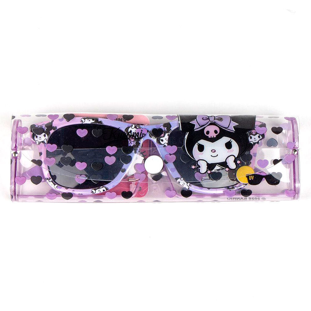 Lunettes de soleil Hello Kitty CERDÁ portées par un enfant souriant