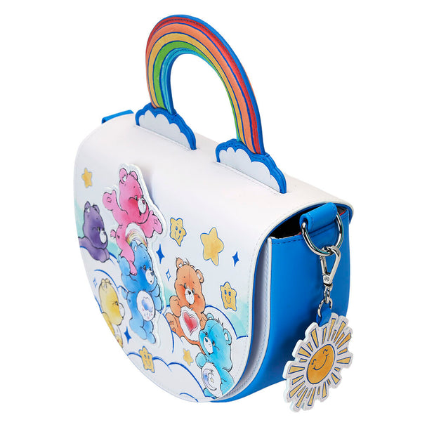 Vue de face du sac à épaule LOUNGEFLY Care Bears Rainbow avec anse arc-en-ciel en cuir vegan