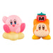 Détail de la base d'une figurine Kirby Friends BANDAI, montrant le logo de la marque et la qualité de la conception de cette pièce de collection.