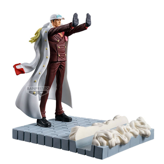 Figurine Akainu Sakazuki de One Piece en pose dynamique, hauteur 12 cm, marque BANPRESTO