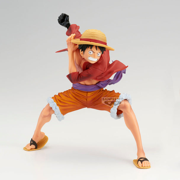 Profil gauche de la figurine BANPRESTO Monkey D Luffy avec posture dynamique